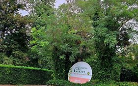 Les Jardins du castel gites Annick et Jean paul