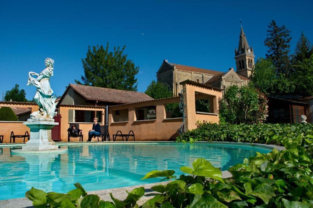 Les Jardins du castel gites Annick et Jean paul Saint-Georges-d'Esperanche Extérieur photo